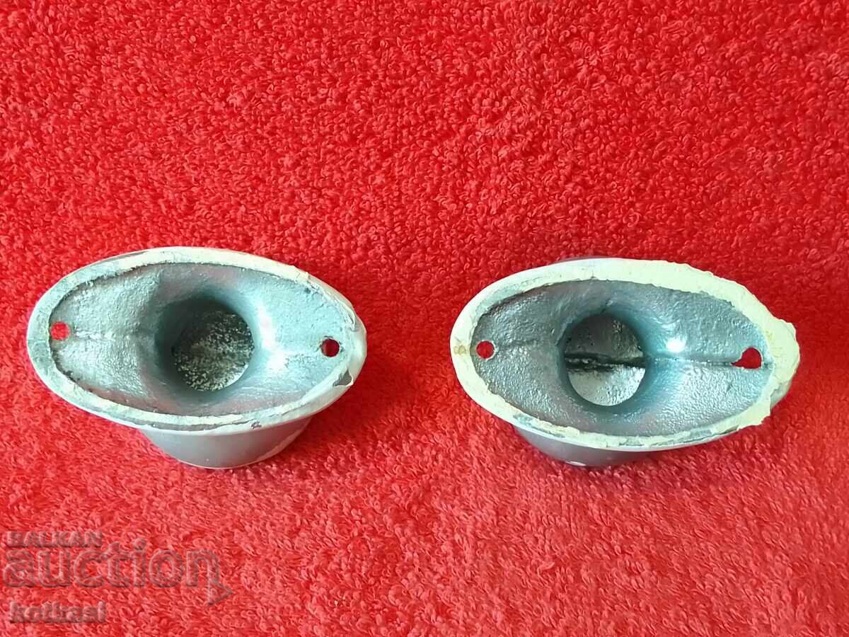 Licitație Mânere de ușă din aluminiu metalic vechi pentru mobilă Licitație Mânere de ușă din aluminiu metalic vechi pentru mobilă