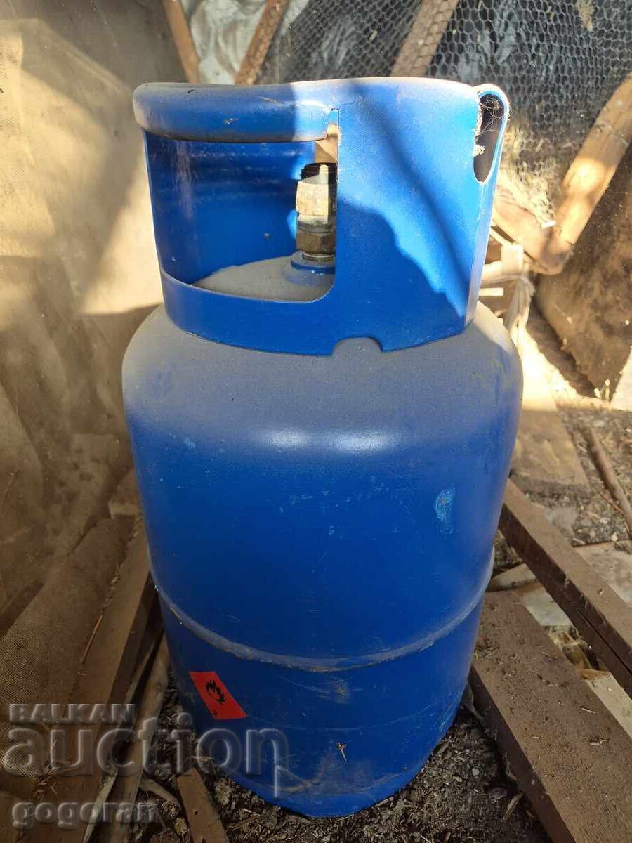 Large propane-butane gas bottle