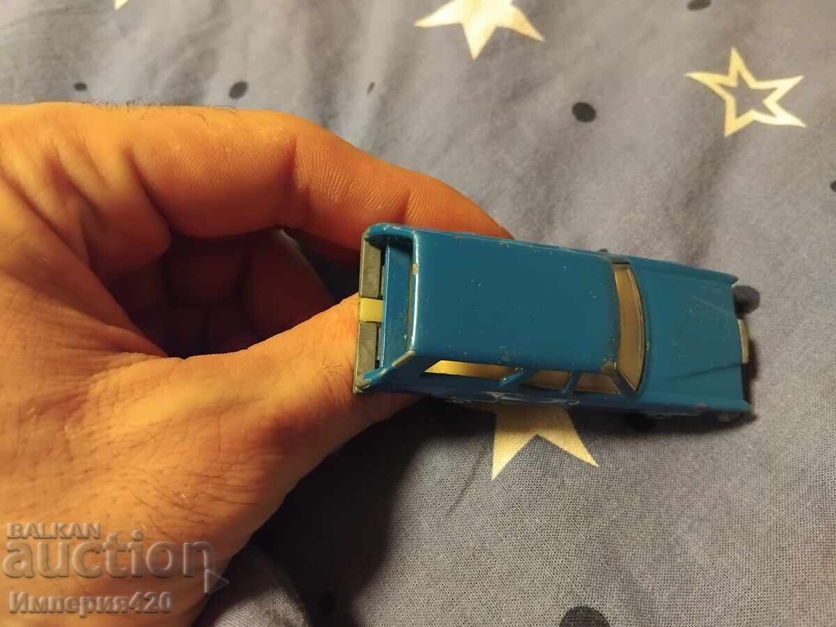 Cougar Villager matchbox - 6 Cougar Villager matchbox - 6