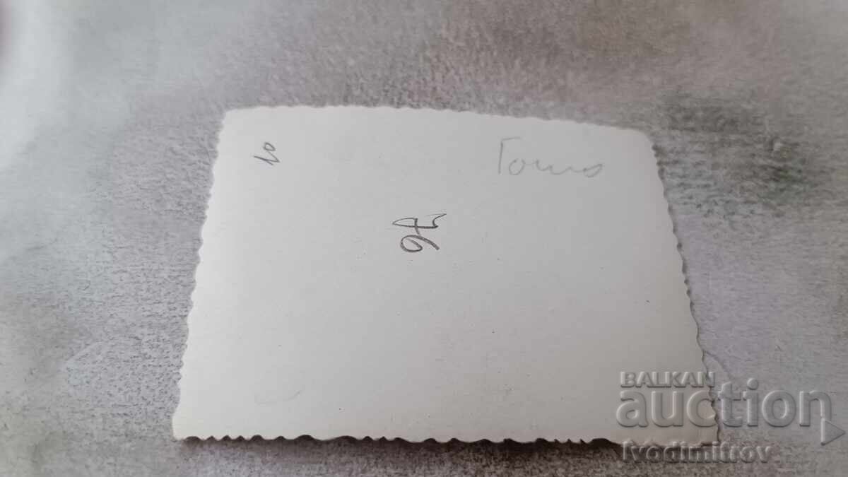 Φωτογραφία στρατιωτών με μαγιό σε σιδηροδρομική γέφυρα πάνω από ποτάμι με τιμή € 1.20 | 2.35 BGN Φωτογραφία στρατιωτών με μαγιό σε σιδηροδρομική γέφυρα πάνω από ποτάμι με τιμή € 1.20 | 2.35 BGN