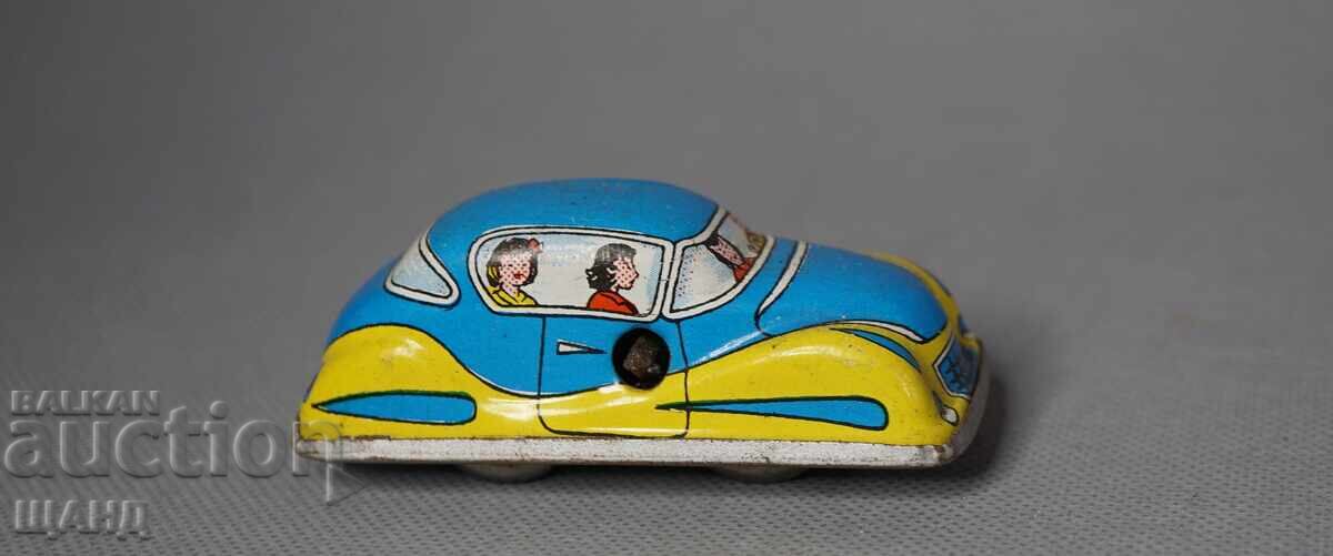 Стара метална механична играчка модел количка кола за писта