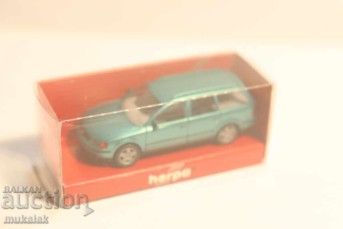 Licitație HERPA H0 1/87 VW PASSAT CĂRUȚĂ CAMION MODEL