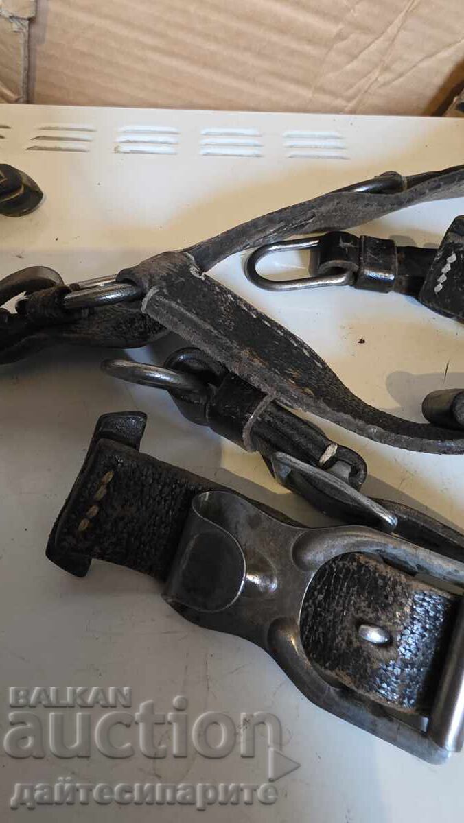 Δερμάτινες τιράντες για στρατιωτικό σακίδιο με τιμή € 112.48 | 219.99 BGN