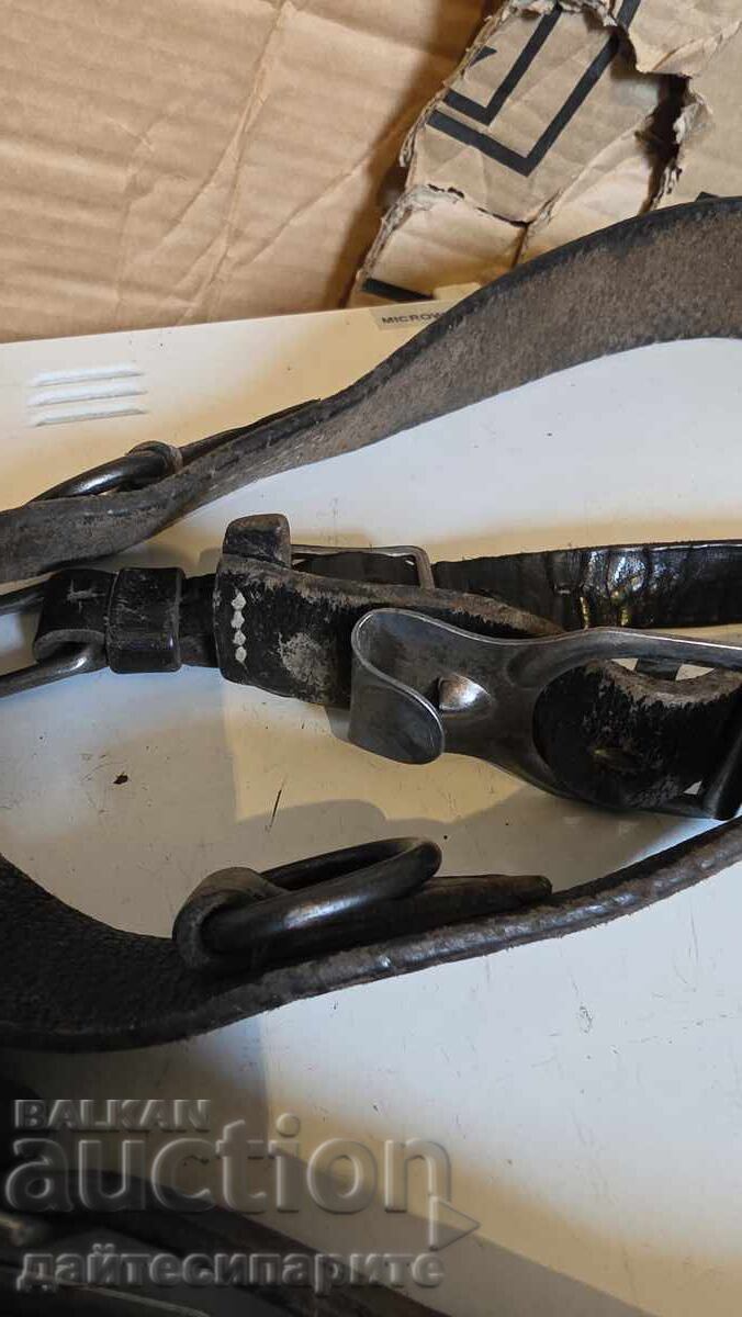 Δημοπρασία Δερμάτινες τιράντες για στρατιωτικό σακίδιο