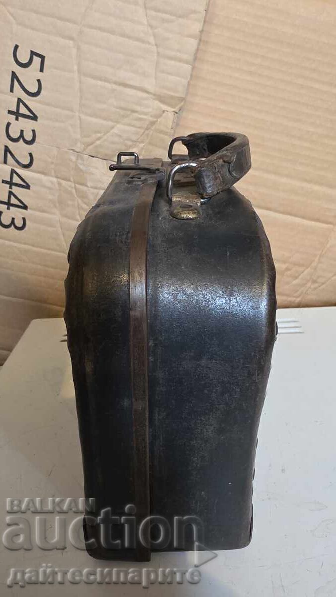 Δημοπρασία Παλιά δερμάτινη τσάντα