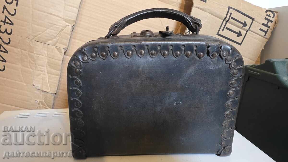 Παλιά δερμάτινη τσάντα