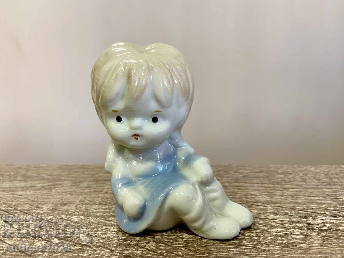 Αντίκα πορσελάνινο ειδώλιο "Κορίτσι", μινιατούρα