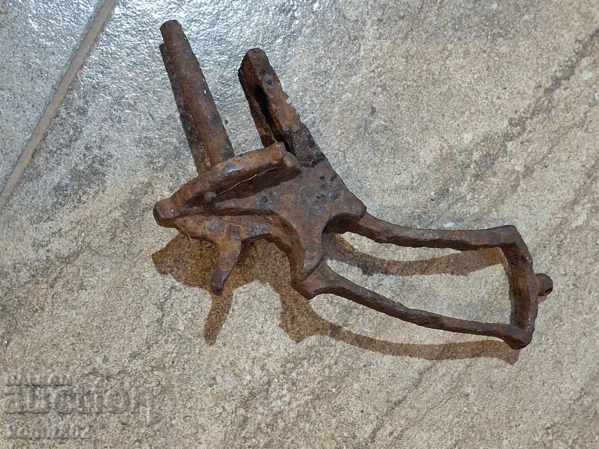 Livrarea Revolver, pistol, cremene, pușcă de vânătoare, pușcă, armă de foc Livrarea Revolver, pistol, cremene, pușcă de vânătoare, pușcă, armă de foc