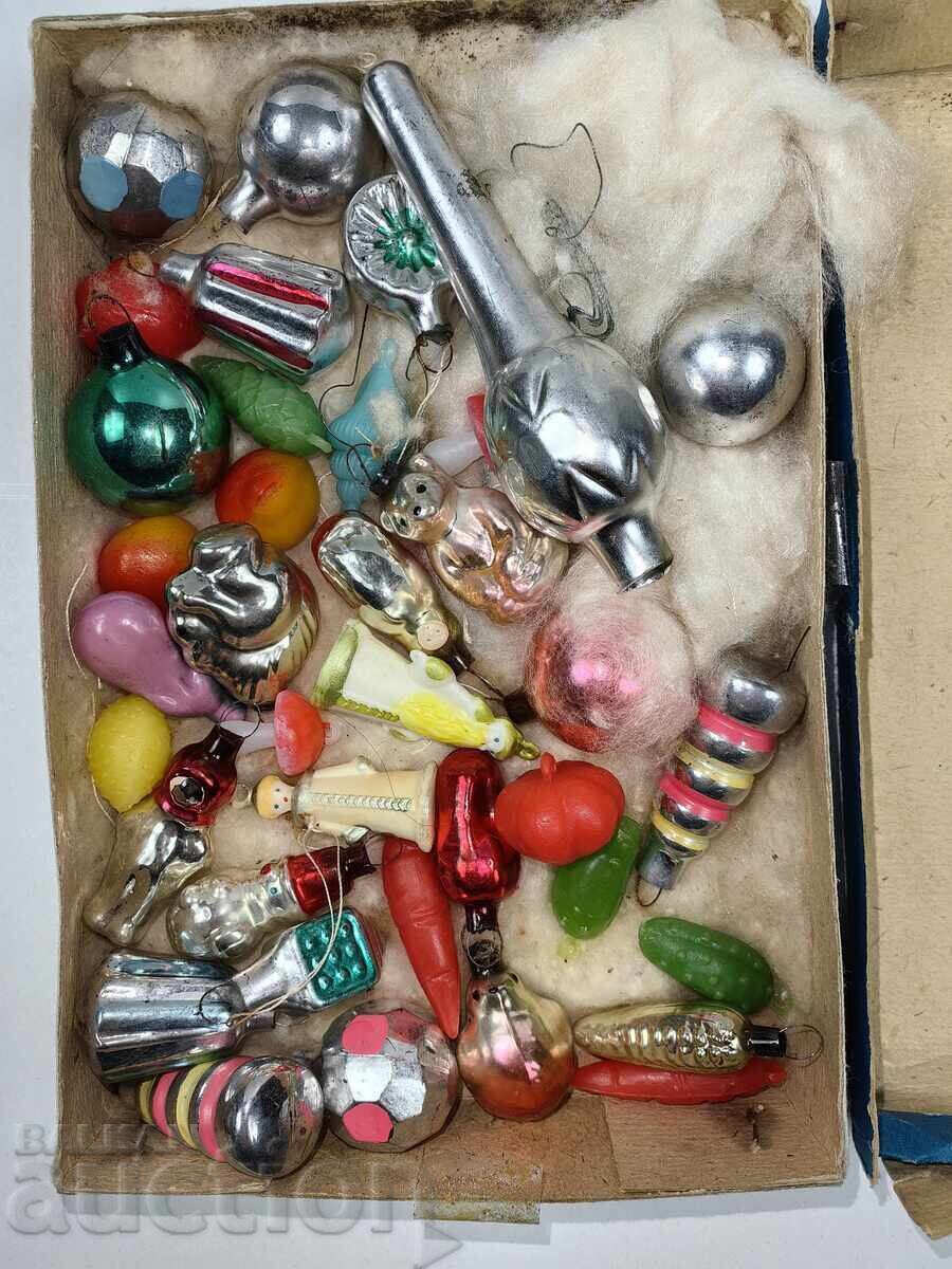 Jucării din sticlă și plastic SOCIALISTE, BRAD DE CRĂCIUN, AN NOU, CRĂCIUN cu preț € 19.94 | 39.00 BGN