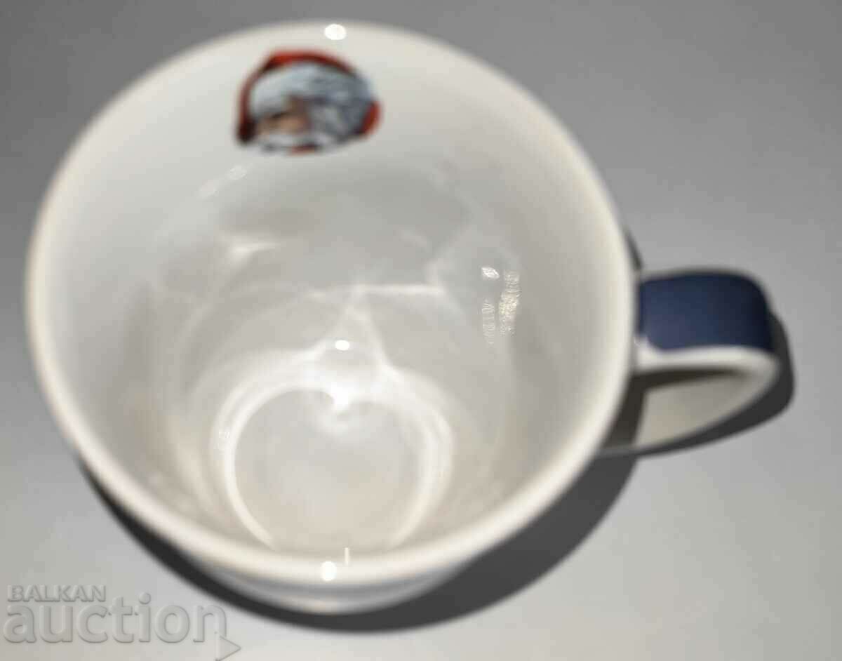 CHRISTMAS NEW YEAR PORCELAIN CUP HEALTHY SANTA CLAUS FROST - 5 CHRISTMAS NEW YEAR PORCELAIN CUP HEALTHY SANTA CLAUS FROST - 5