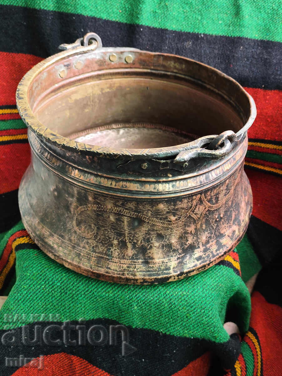 Large Revival-era copper pot, 25 liters with price € 90.00 | 176.03 BGN