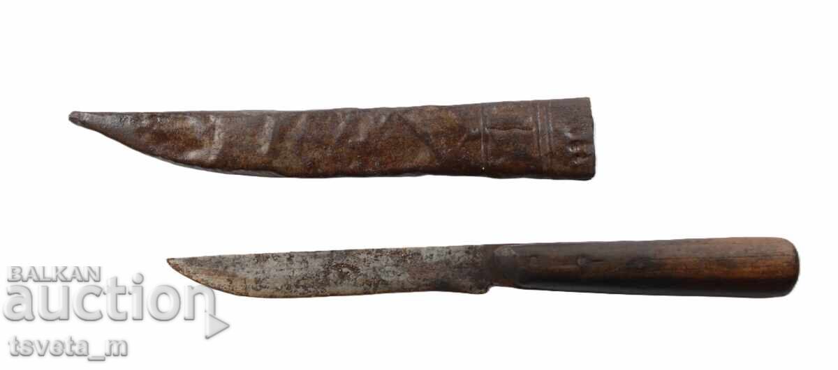 Cuțit vechi cu teacă - Regatul Bulgariei