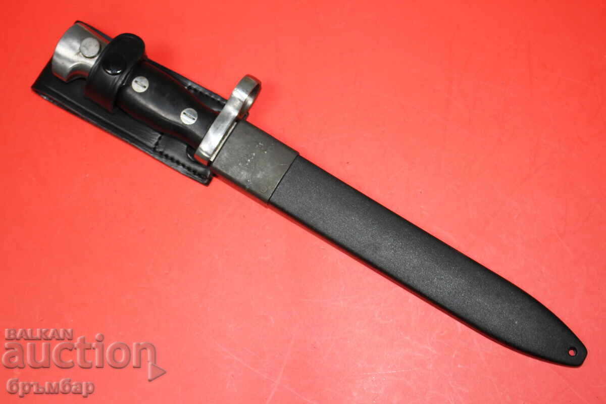 Σπάνιο ισπανικό στιλέτο παρέλασης CETME M64 GALA. TOLEDO