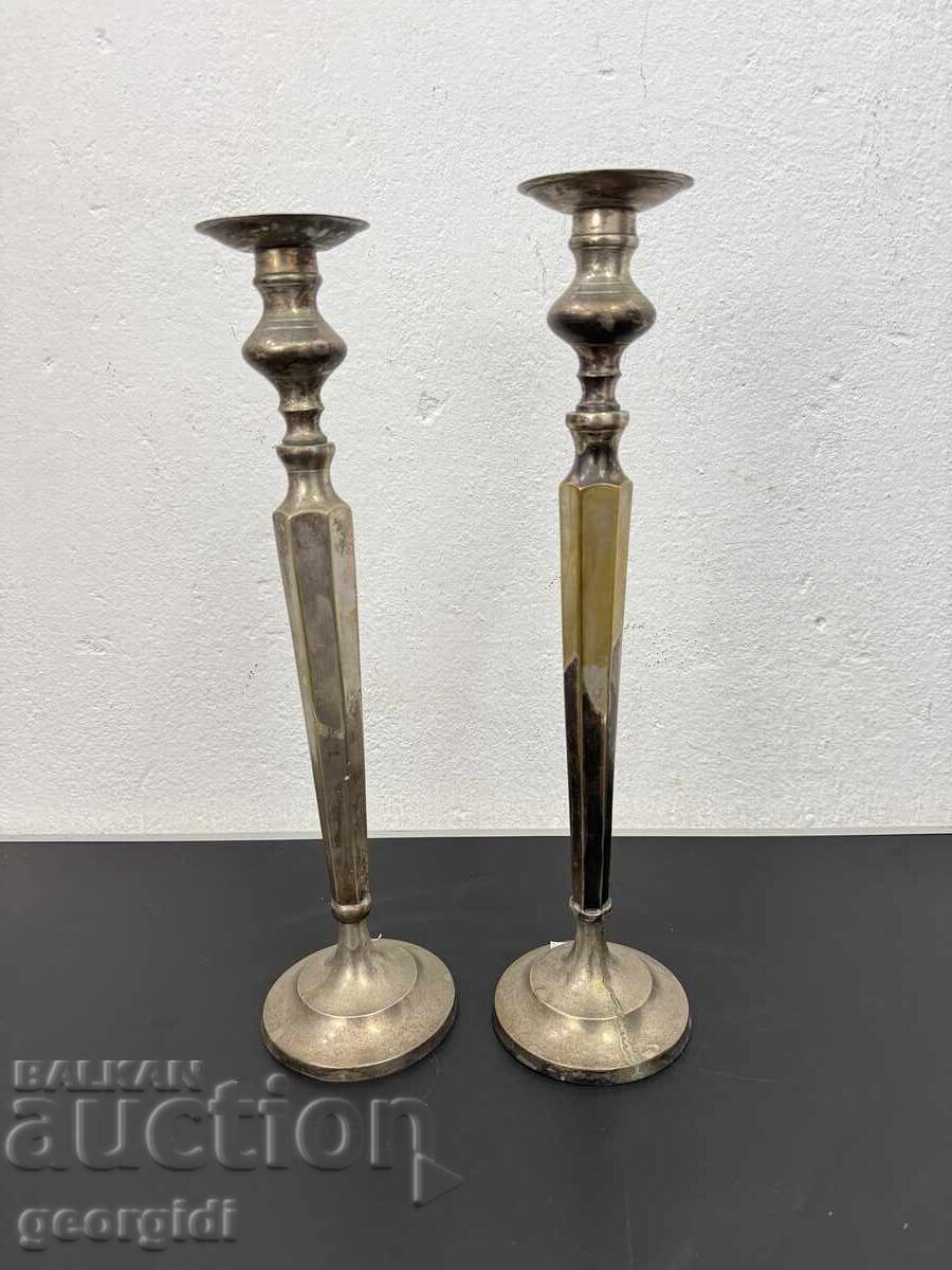 Pereche de sfeșnice din bronz argintat. №7772