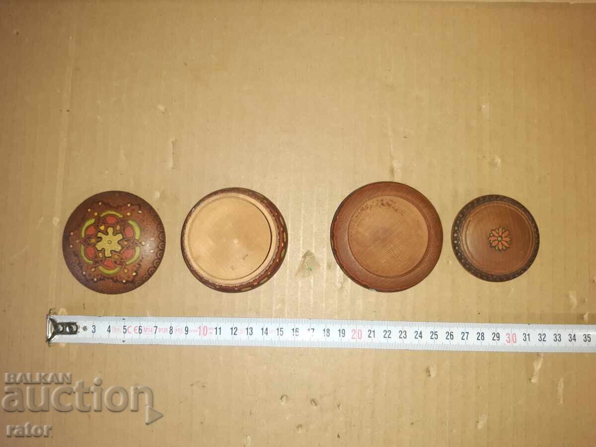 Стари красиви дървени солници , солница с цена € 6.13 | 11.99 лв.