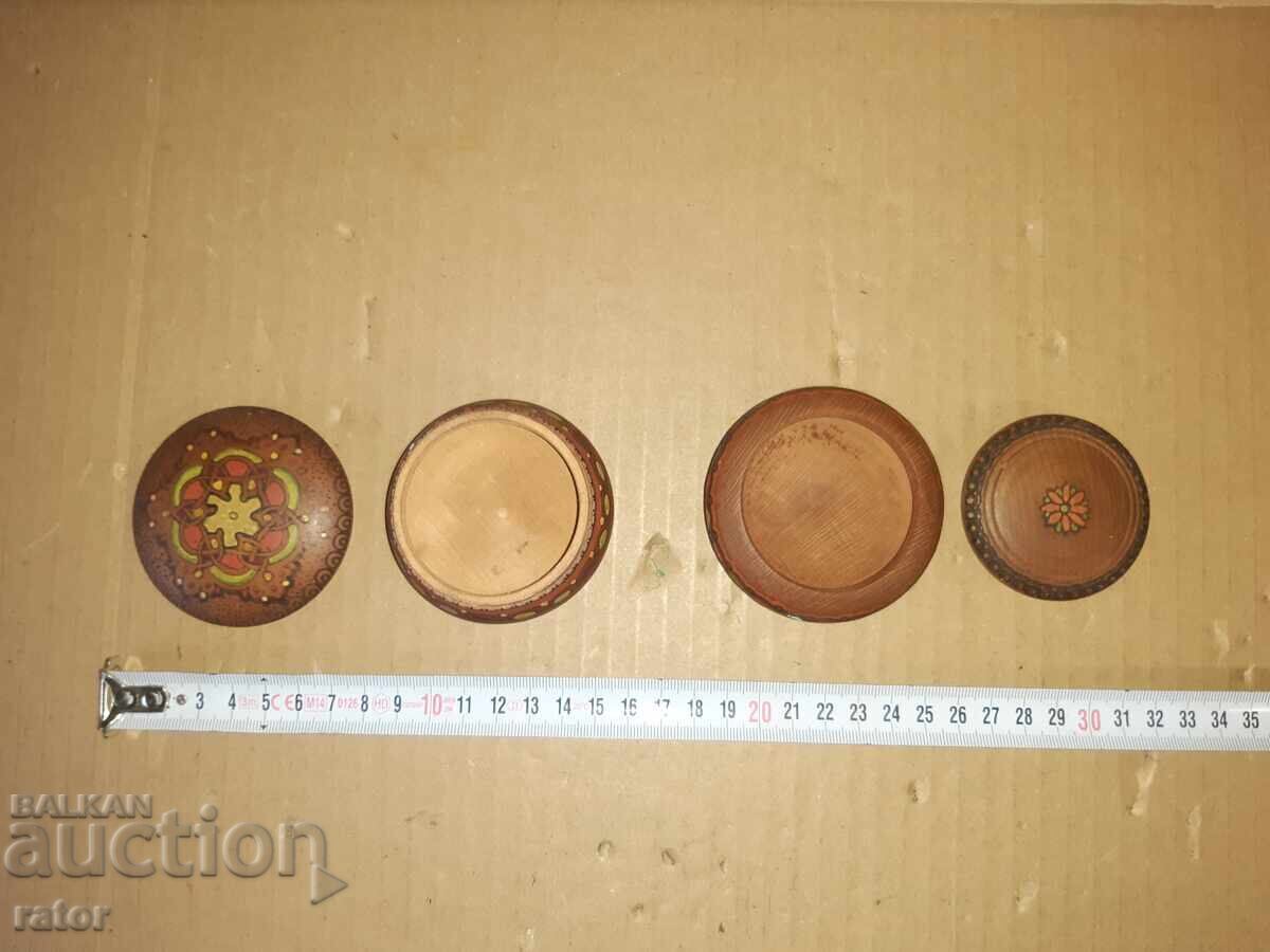 Стари красиви дървени солници , солница с цена € 5.99 | 11.72 лв. Стари красиви дървени солници , солница с цена € 5.99 | 11.72 лв.