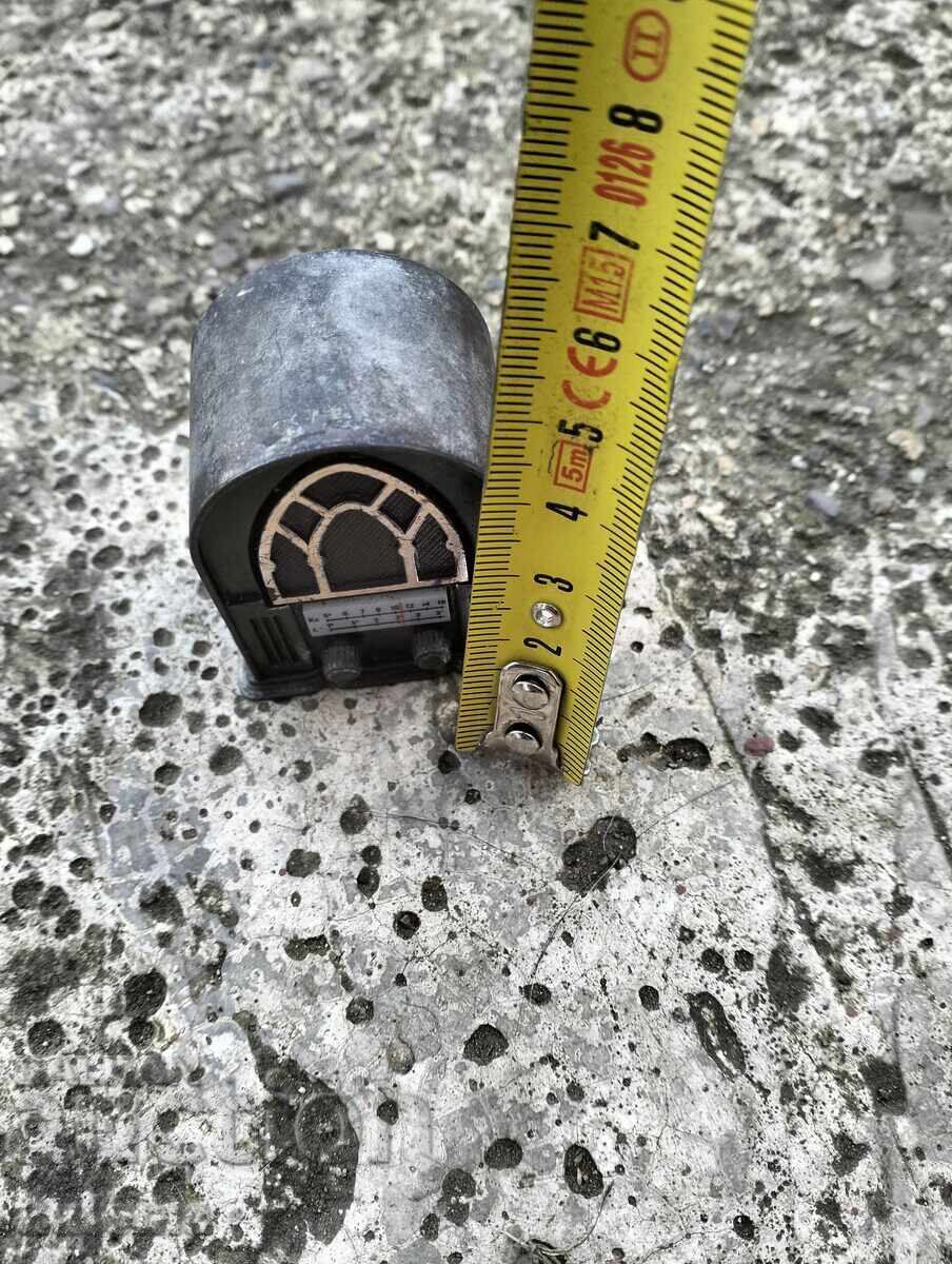 Стара колекционерска острилка с цена € 12.77 | 24.98 лв. Стара колекционерска острилка с цена € 12.77 | 24.98 лв.