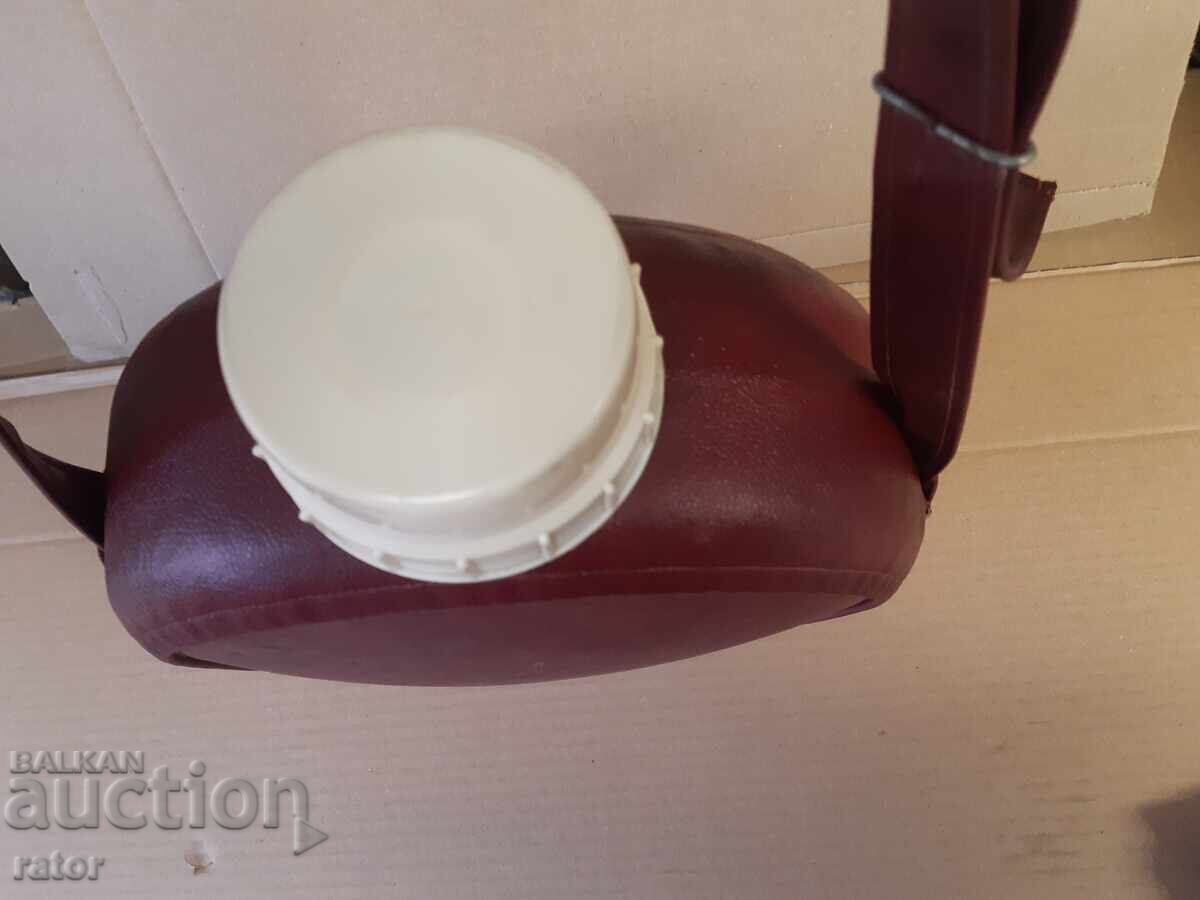 Τεράστιο παλιό μεταλλικό θερμός - 5 Τεράστιο παλιό μεταλλικό θερμός - 5