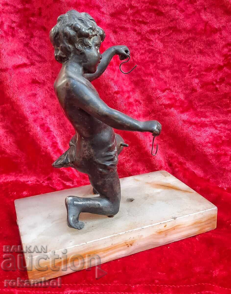 Старинна метална фигурка върху мрамор - 6