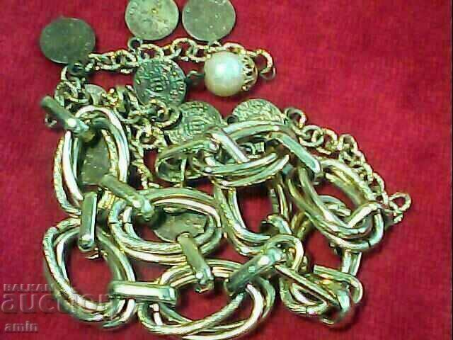 frumos set de colier placat cu aur vechi de 9 monede vechi San Marin - 7 frumos set de colier placat cu aur vechi de 9 monede vechi San Marin - 7