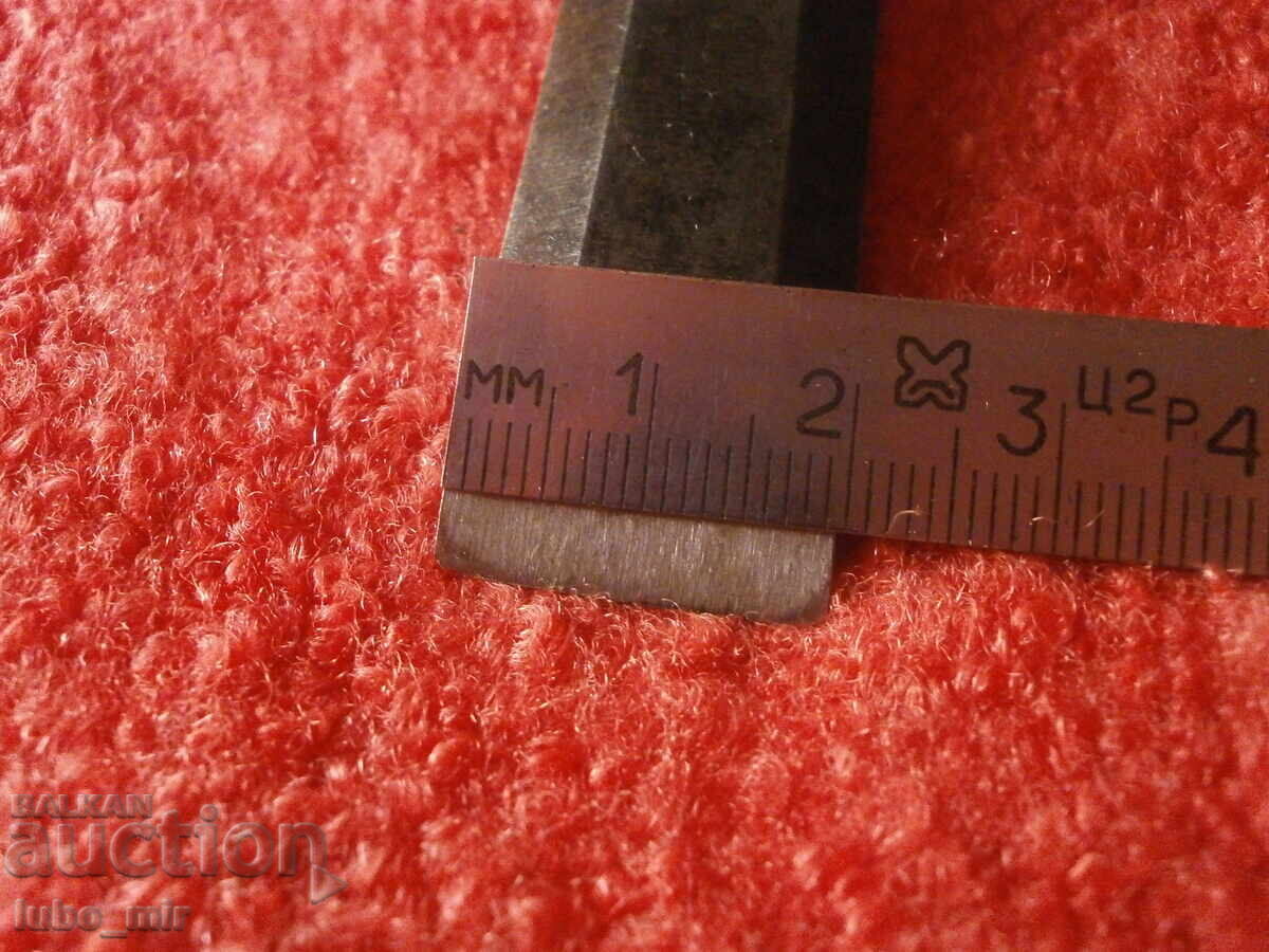 Παράδοση ΠΑΛΙΟ ΞΥΛΟΥΡΓΙΚΟ ΚΑΛΕΜΙ - ΜΑΡΚΑΡΙΣΜΕΝΟ