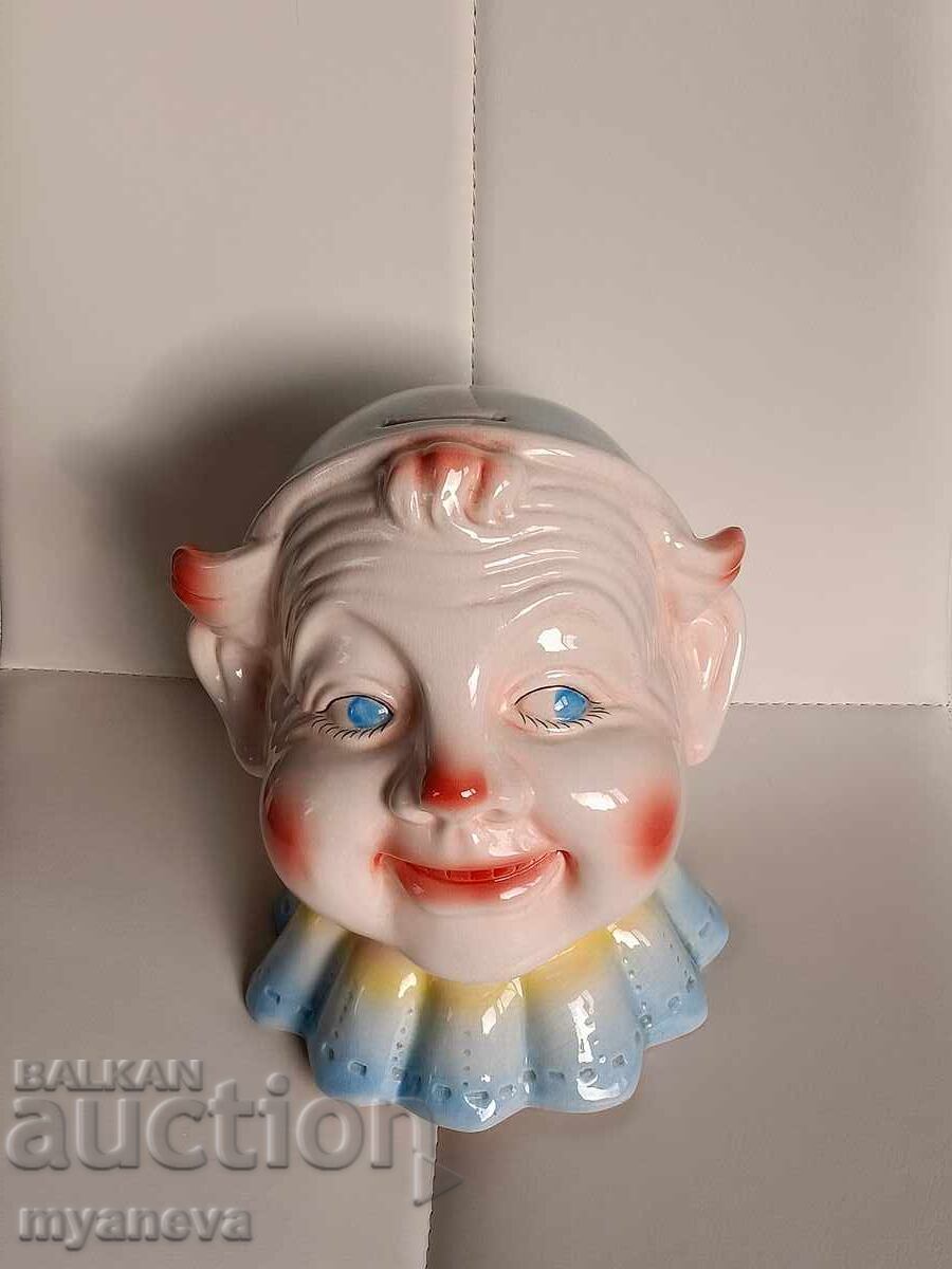 Ретро порцеланова касичка във формата на глава на клоун