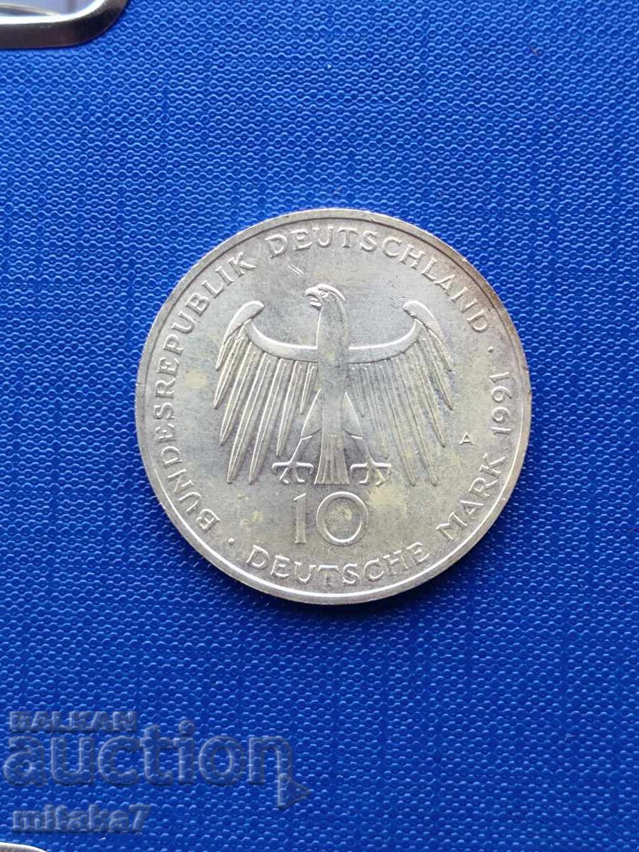 10 марки 1991 година, Германия с цена € 21.47 | 41.99 лв.