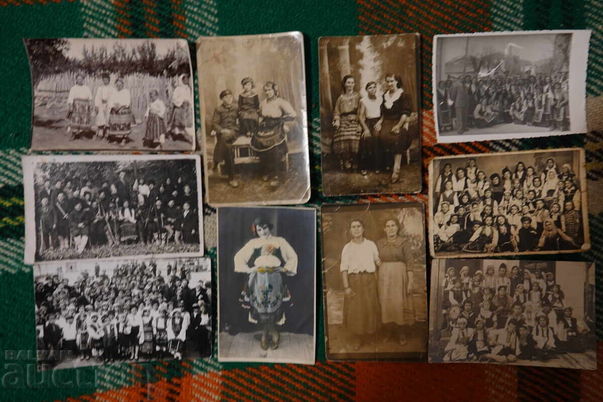 Bulgarian Folk Costumes, 60 pcs. postcard format