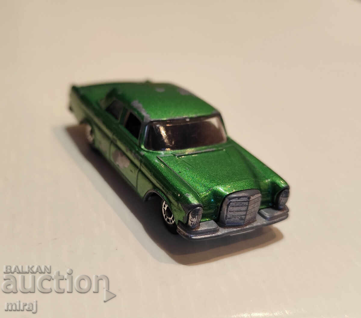 Мачбокс България MERCEDES 300SE - 6