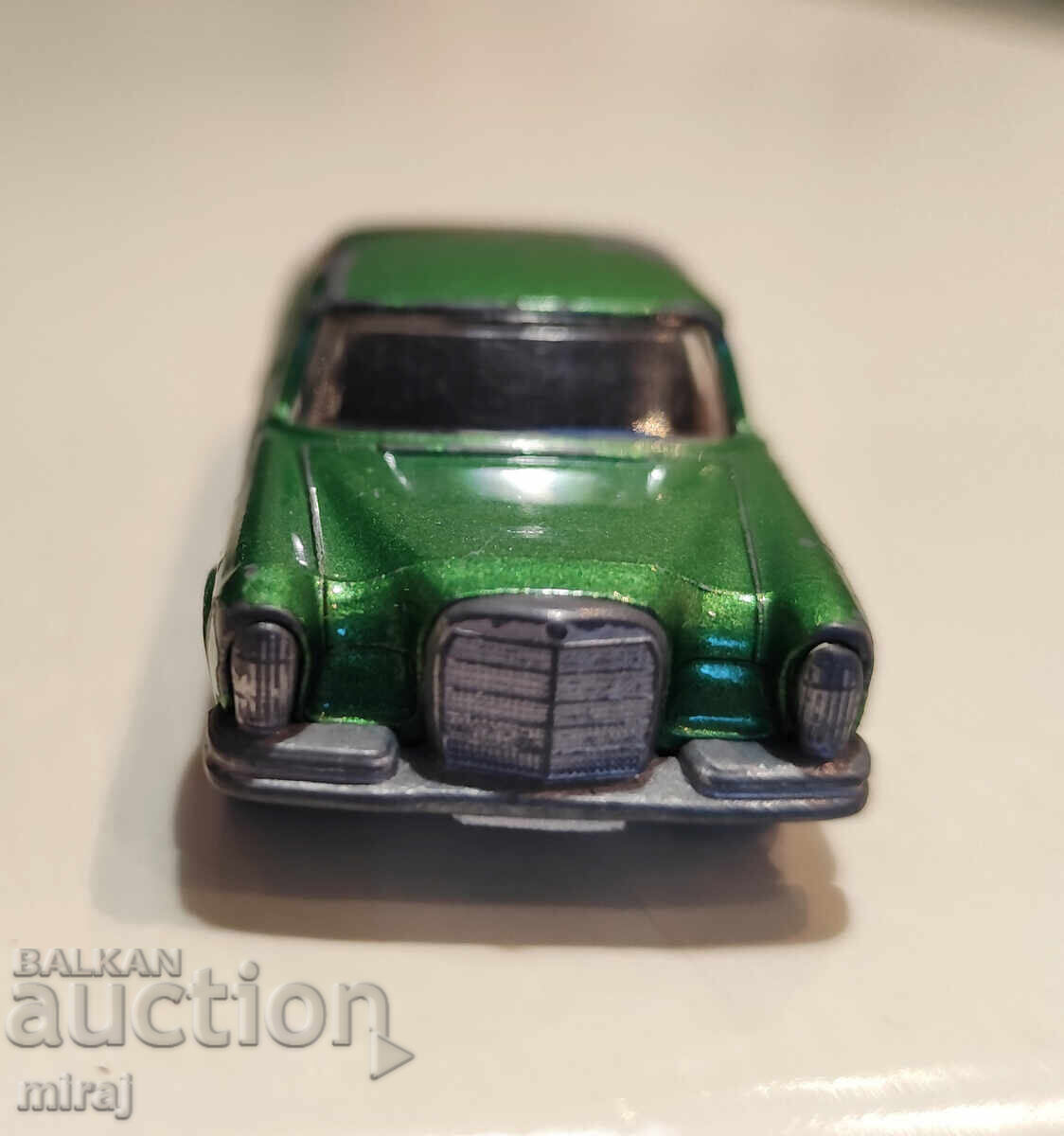 Мачбокс България MERCEDES 300SE