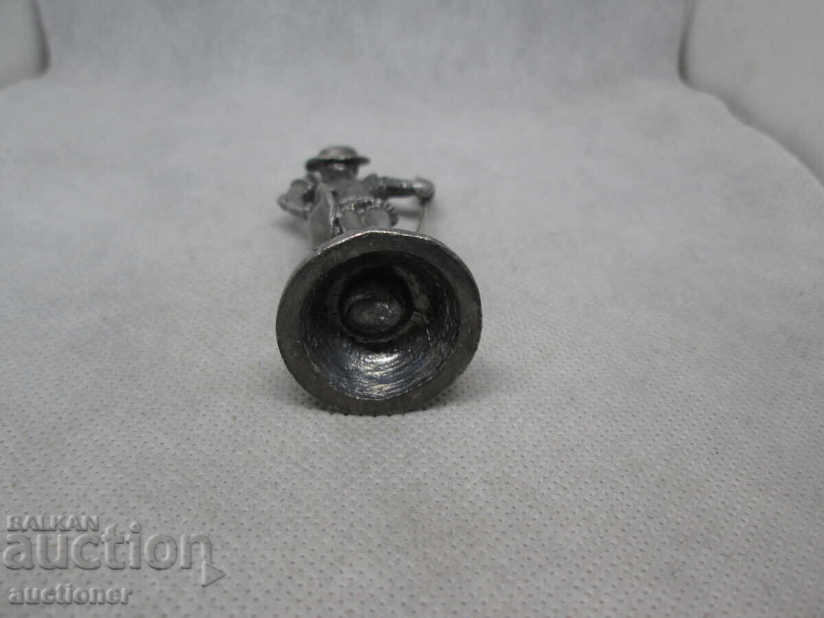 МЕТАЛНА СТАТУЕТКА НА ДОН КИХОТ - 5