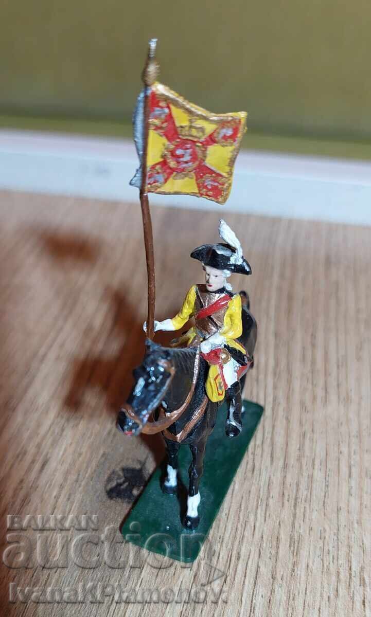 Auction  A lead figurine for collectors