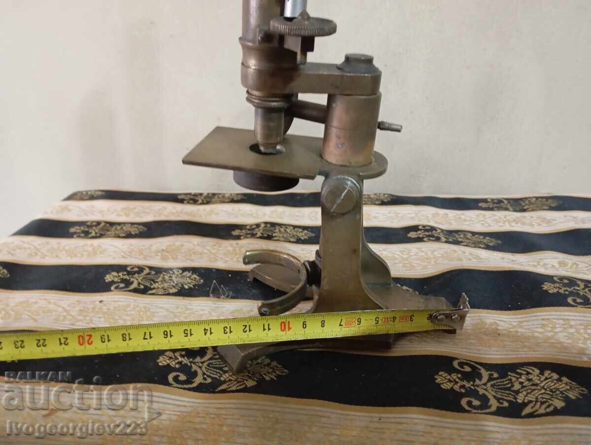 Μικροσκόπιο (Σταρ) με τιμή € 132.94 | 260.01 BGN