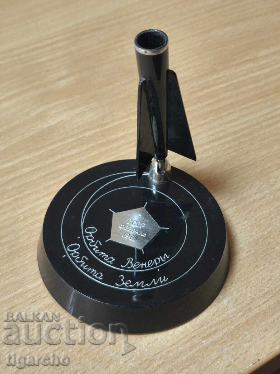 Поставка за писалка