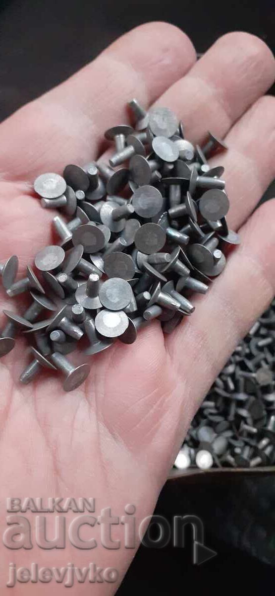 Nituri din aluminiu