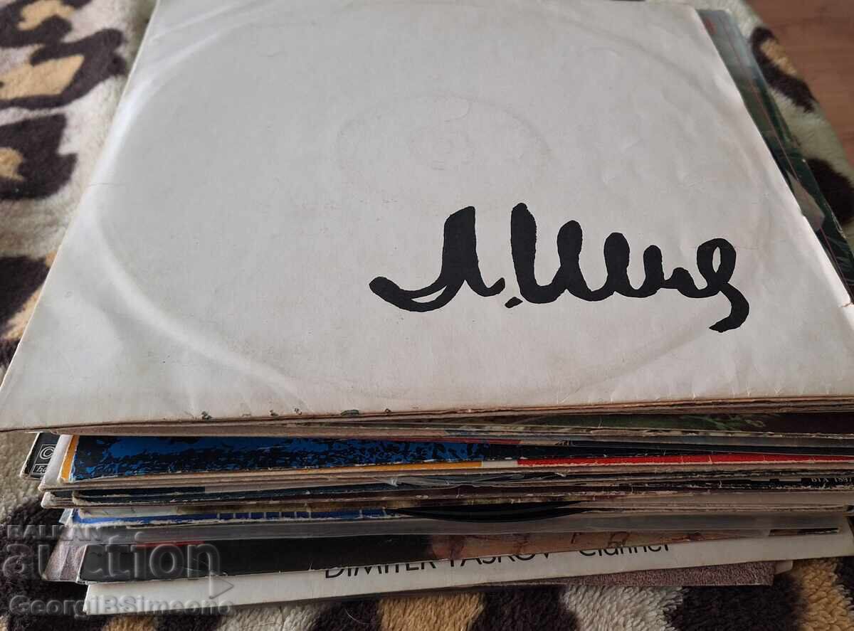 Πλάκες γραμμοφώνου πάνω από 100 κομμάτια μικρές+μεγάλες