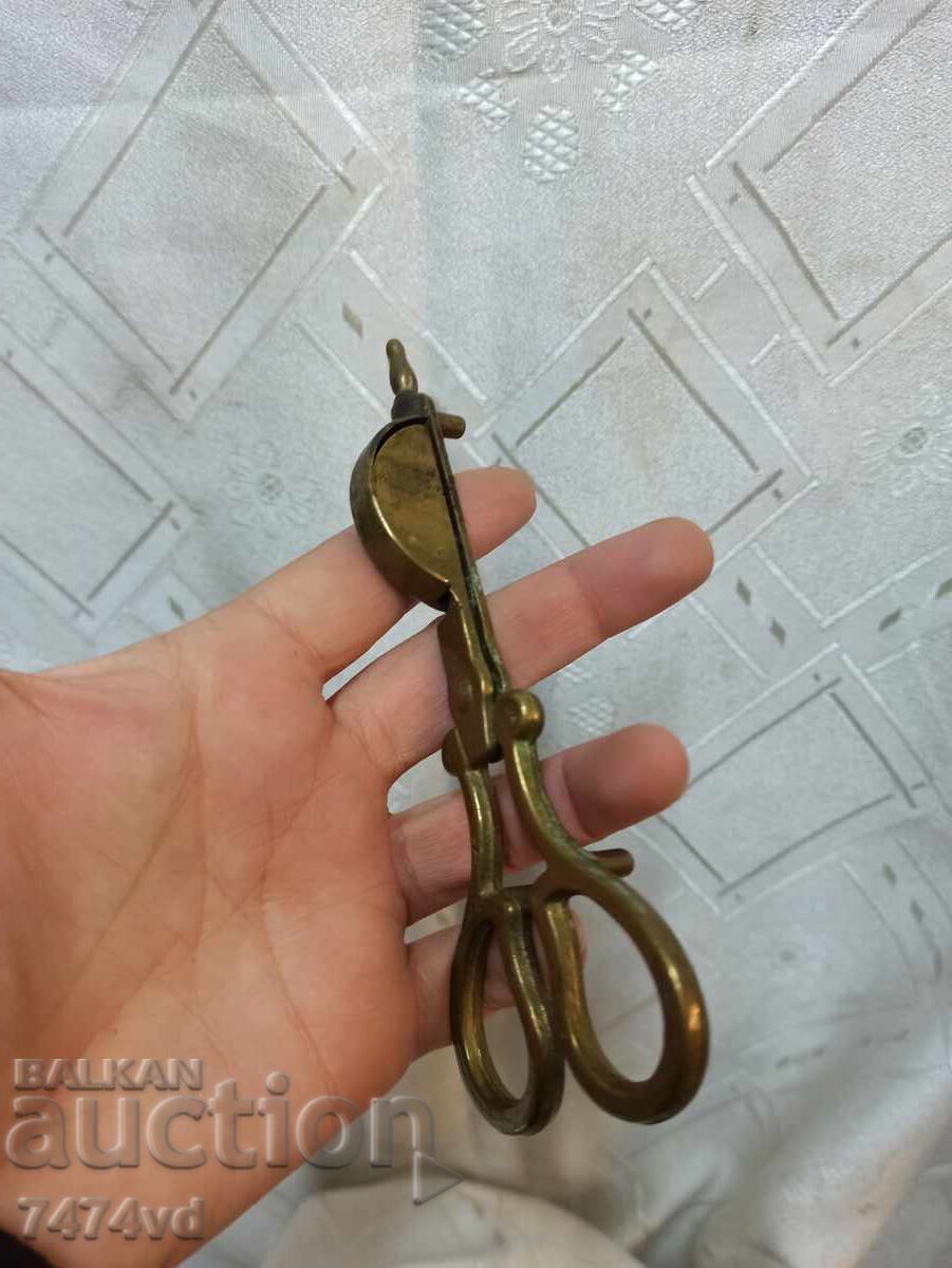 Foarfece de bronz pentru stingerea lumânărilor cu preț € 23.01 | 45.00 BGN