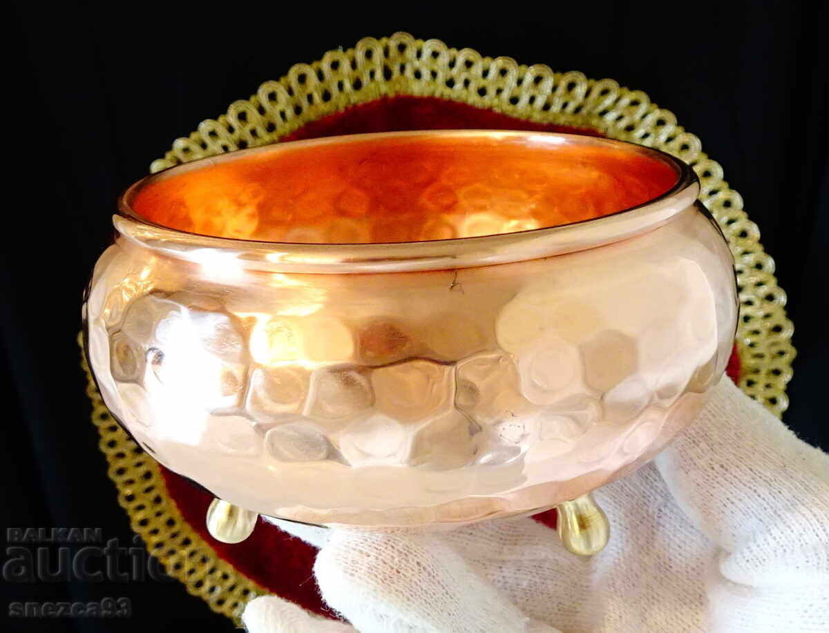 Μεταλλικό κουτί γλυκών, μεταλλικό δοχείο, καθαρό κόκκινο μέλι Μεταλλικό κουτί γλυκών, μεταλλικό δοχείο, καθαρό κόκκινο μέλι