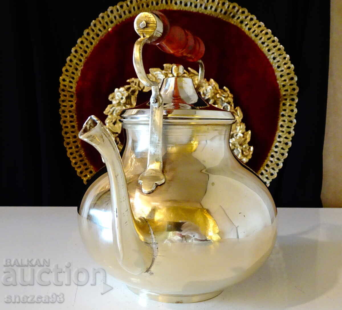 Delivery of Victorian bronze teapot, jug