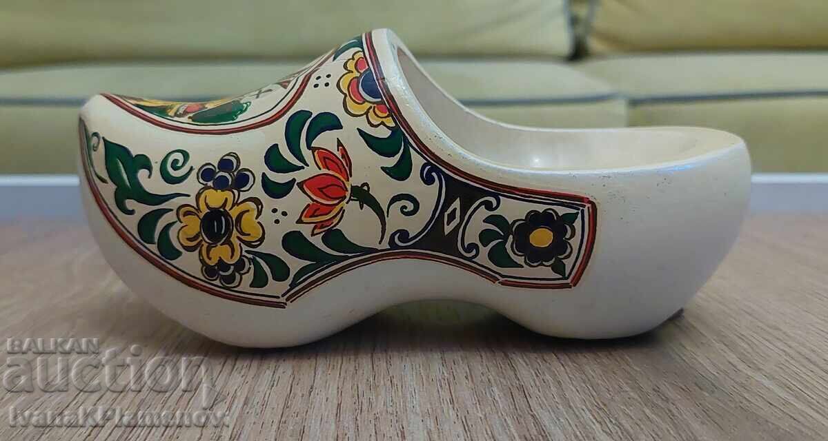 Licitație Sculptură în lemn pentru cunoscători Licitație Sculptură în lemn pentru cunoscători