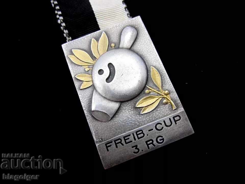 Аукцион FREIB Cup 1961-Медал Боулинг Купа