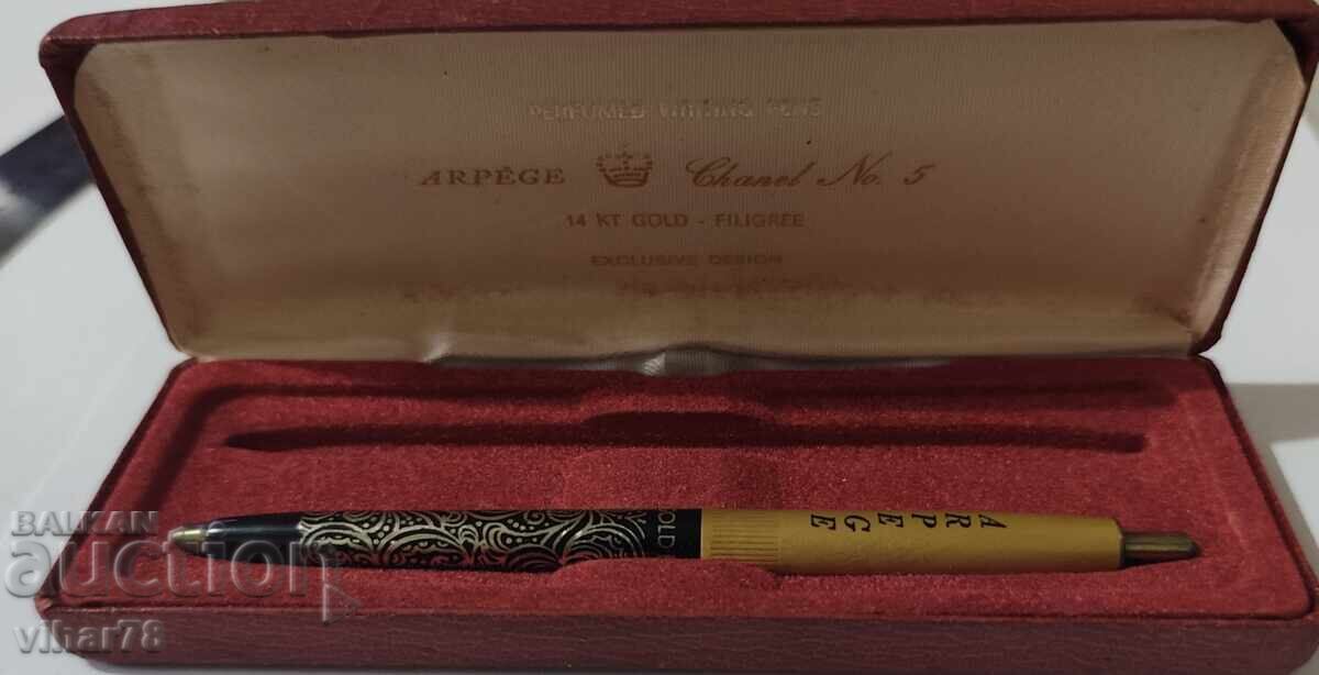 Аукцион Химикалка в кутия Аукцион Химикалка в кутия