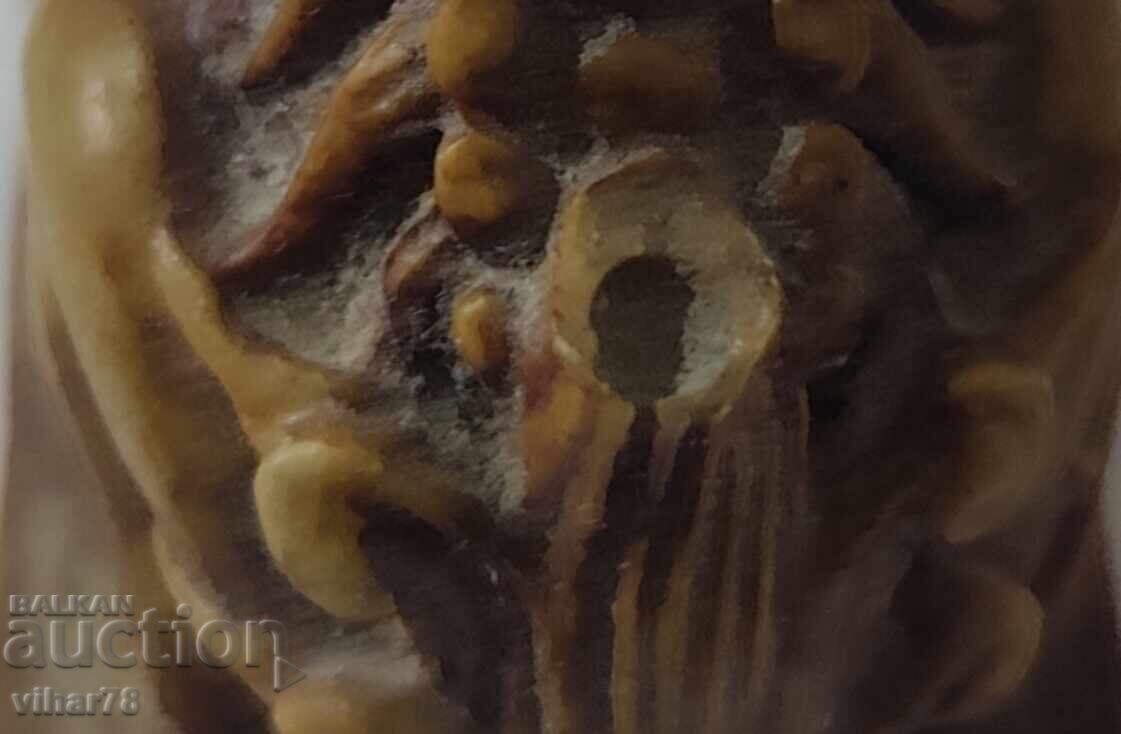 Delivery of Figure - without a tail, for condition, please view the photos