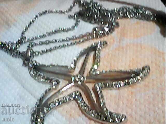 Аукцион красиви колиета