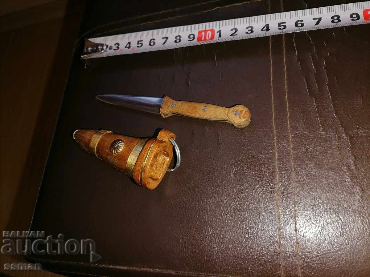 стара малка кама с дървена кания - 5 стара малка кама с дървена кания - 5