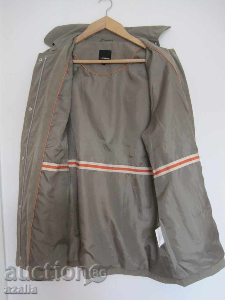 Δημοπρασία Γυναικείο πράσινο μπουφάν
