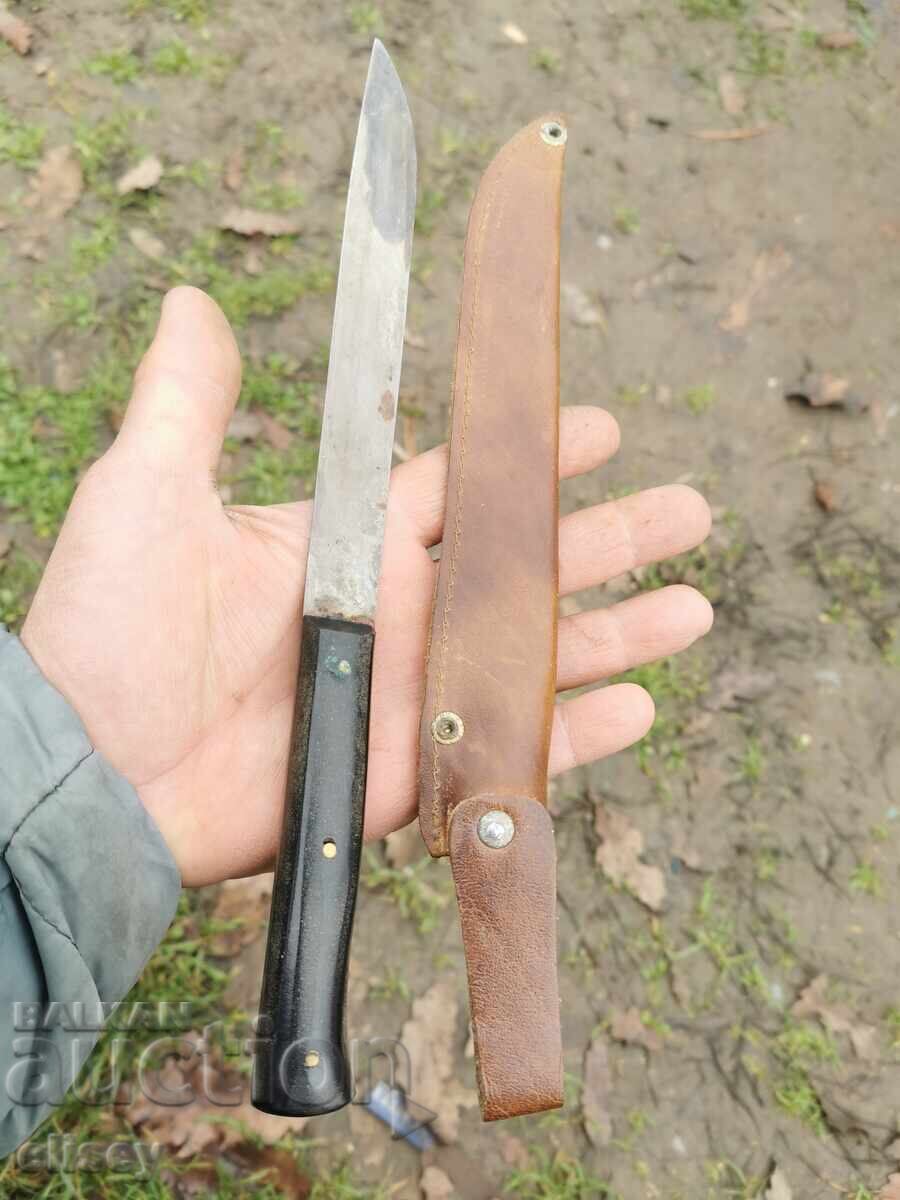 Cuțit vechi de măcelar Gabrovo cu teacă originală cu preț € 51.13 | 100.00 BGN