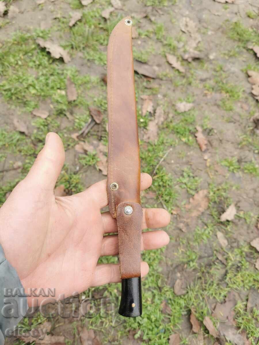 Livrarea Cuțit vechi de măcelar Gabrovo cu teacă originală