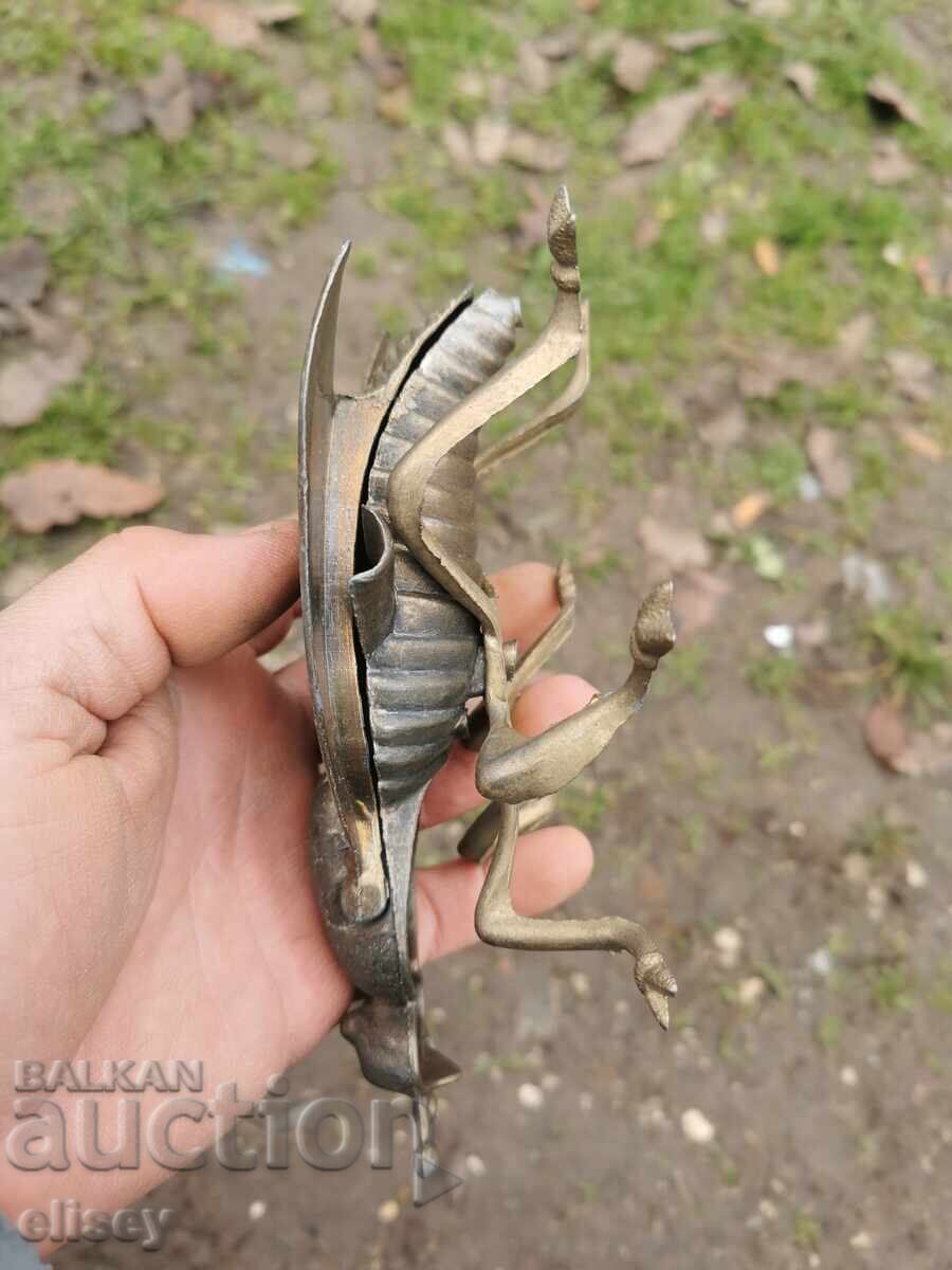 Realizare manuală, scrumieră mare din bronz, model muscă - 7