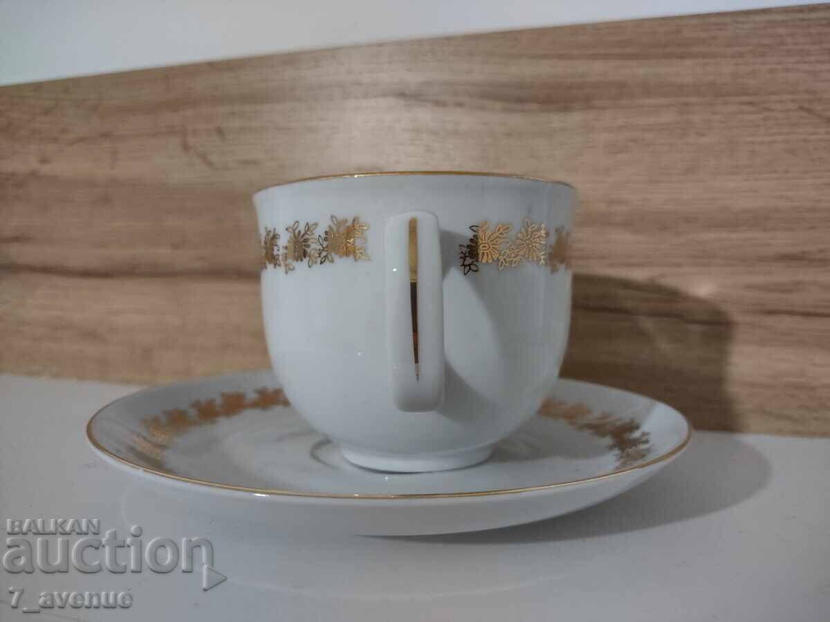 Licitație O ceașcă de cafea/ceai foarte frumoasă, porțelan fin 22.12.25 Licitație O ceașcă de cafea/ceai foarte frumoasă, porțelan fin 22.12.25